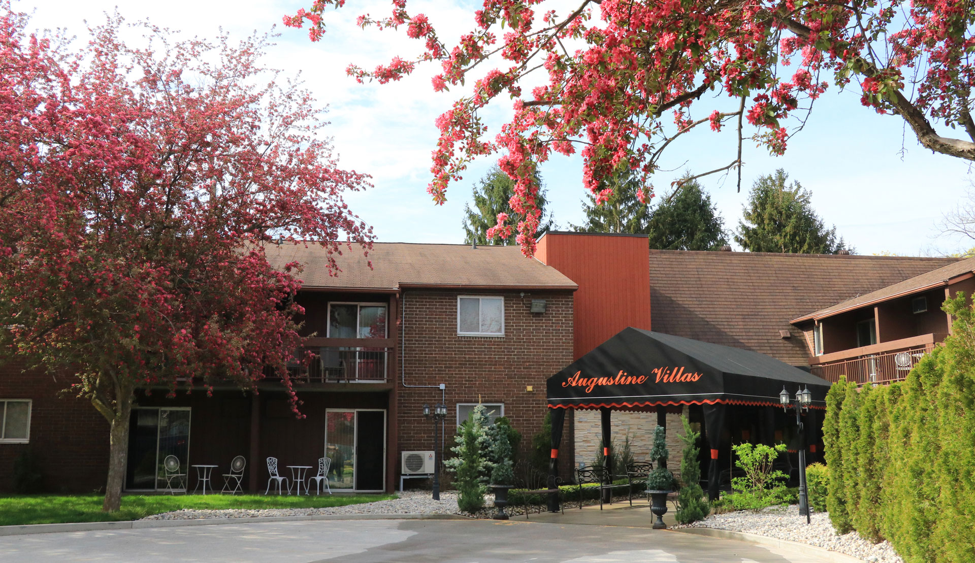 Warm & Welcoming Community Spaces at Augustine Villas